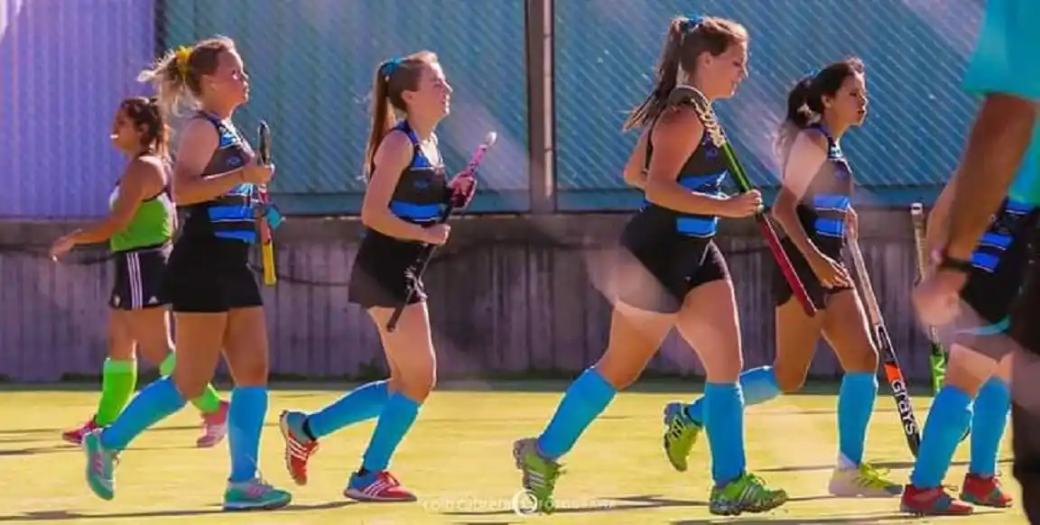 Convocatoria abierta para clases de hockey mixto para adultos en el Club Puíggari