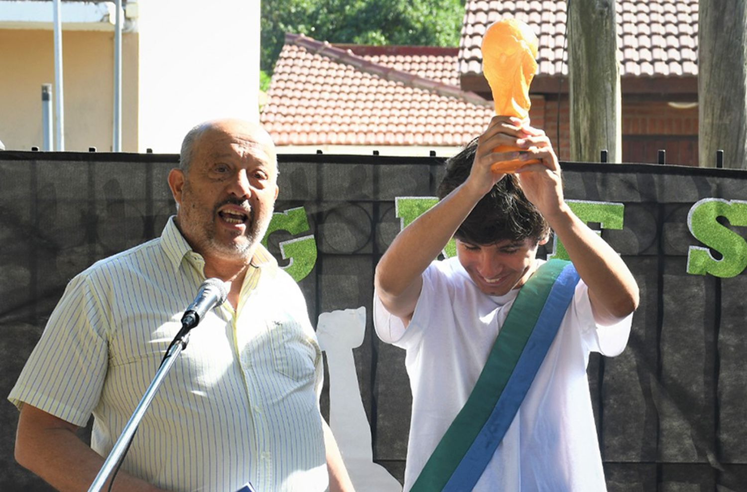 Se inauguró el patio soñado en la Secundaria N°1 de Santa Clara