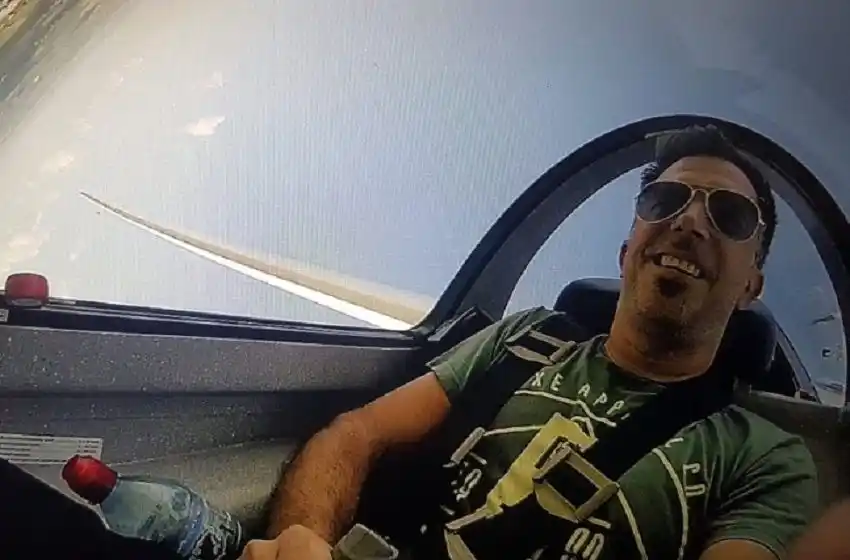 El piloto que murió en un accidente con su avioneta era el músico rosarino Francisco Calgaro