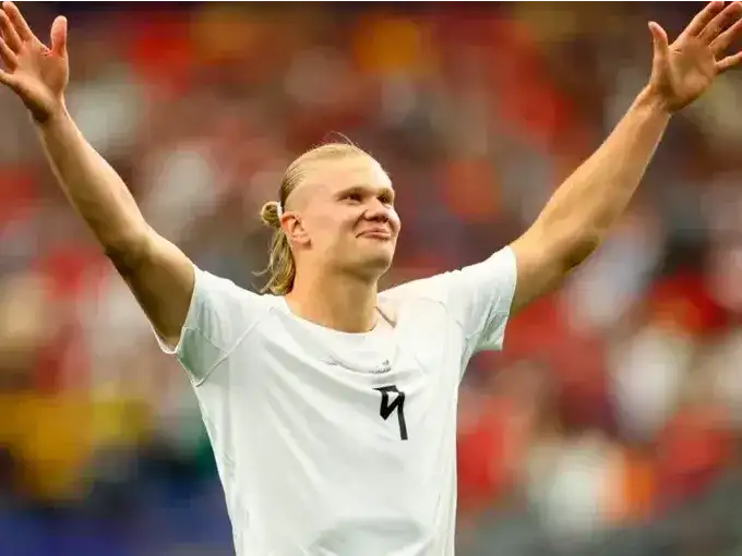 Haaland apareció cuando más se lo necesitaba y Noruega venció a 2-1 a Costa de Marfil