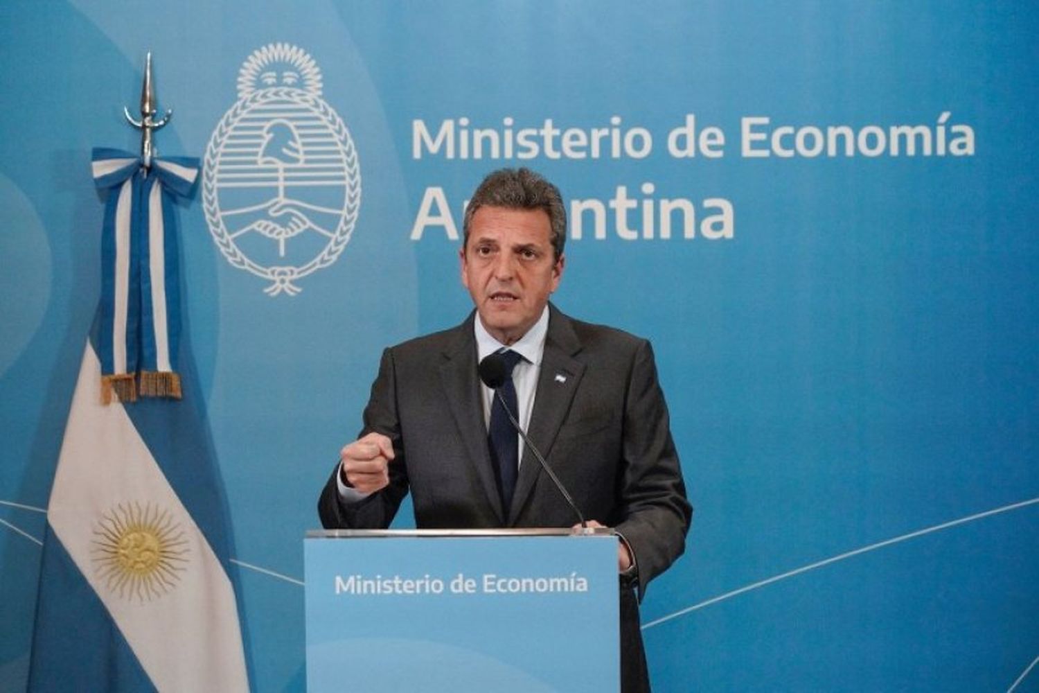 Massa ultima detalles de los anuncios económicos que buscarán paliar los efectos de la devaluación