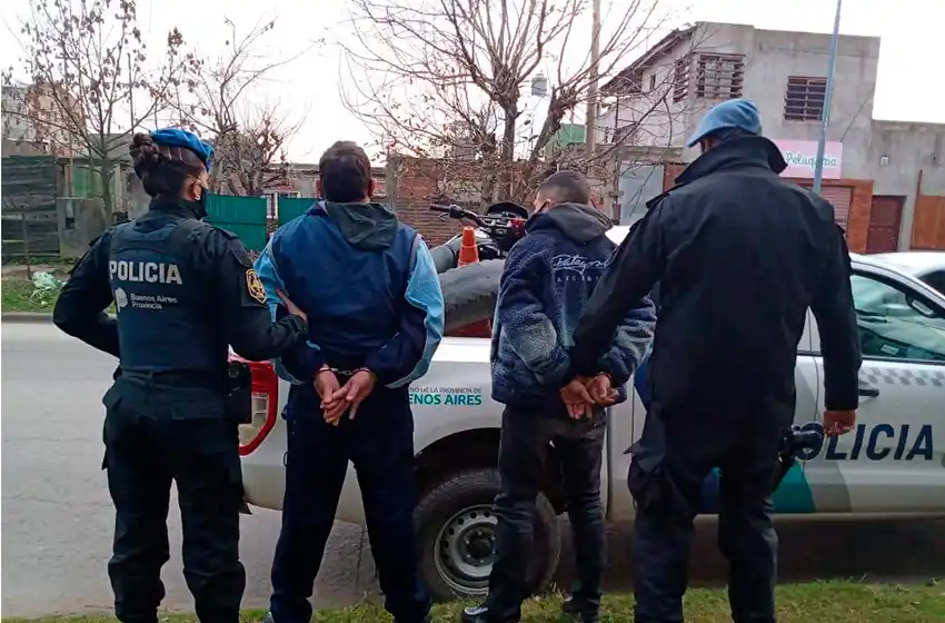 Lo estafó en un trabajo, buscó reencontrarse y le dispararon: atrapan a dos personas en una persecución