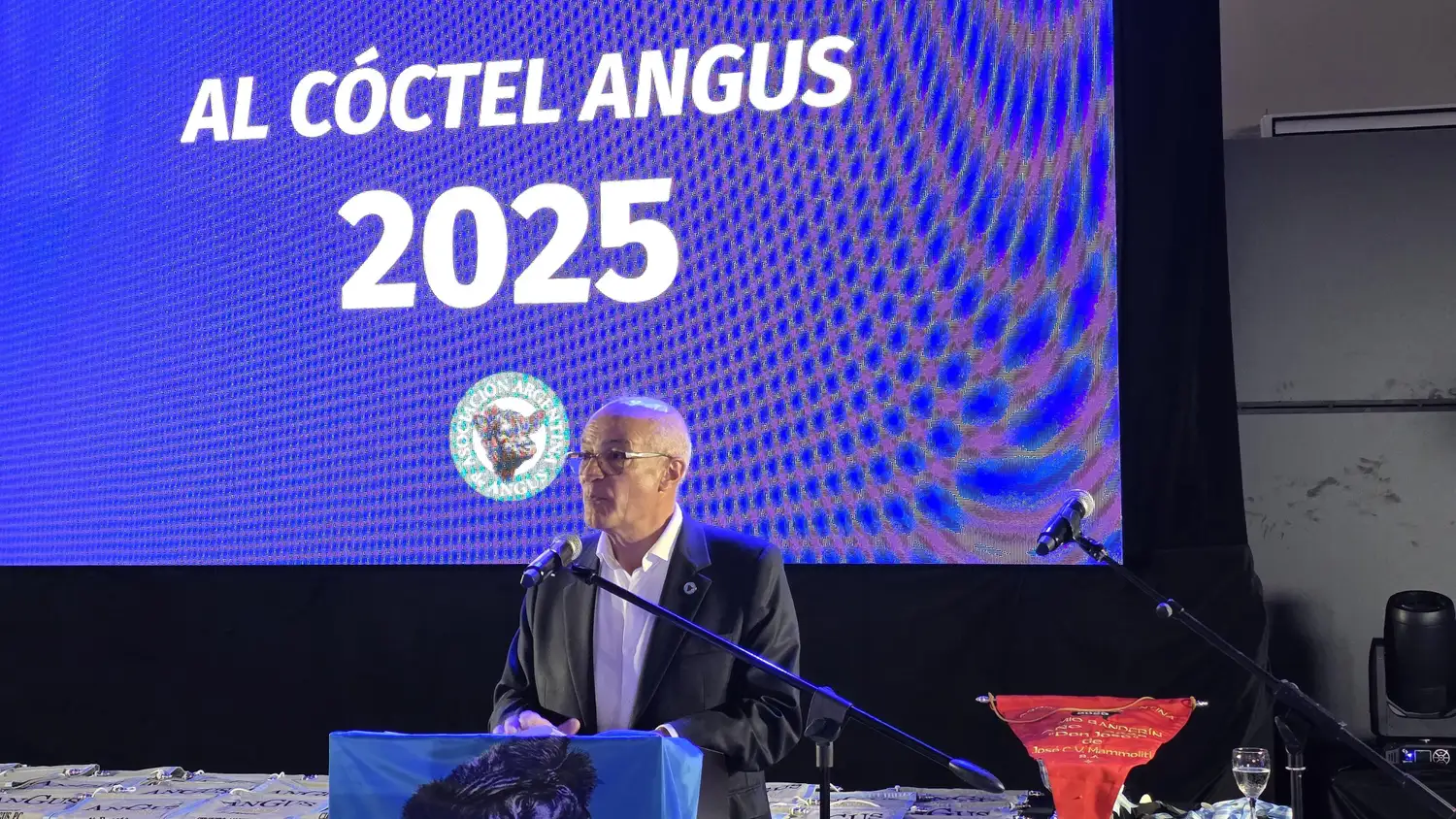 amadeo coctel Angus