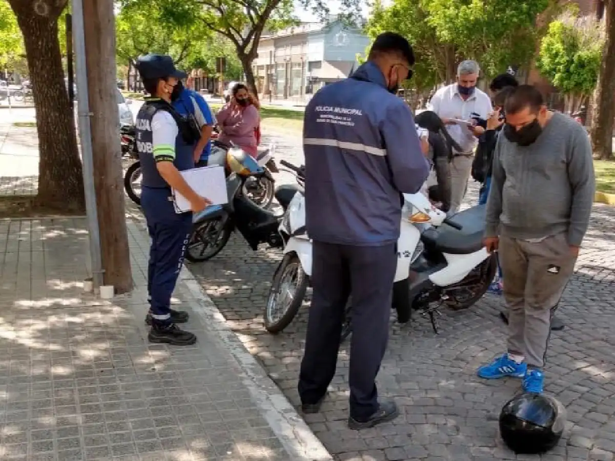 Secuestraron 15 motos en un control de tránsito vehicular 