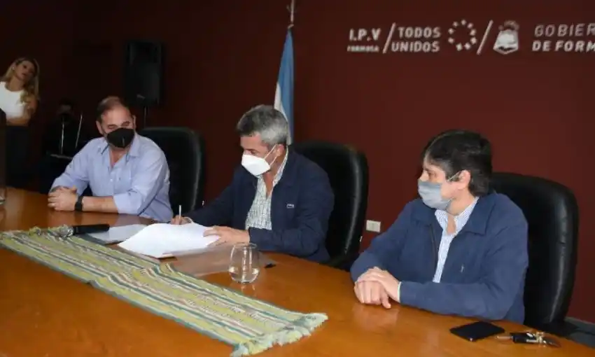 A través del IPV empresas comprarán ladrillos a cooperativistas formoseños para construir de viviendas