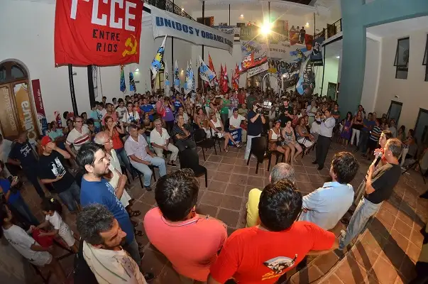 El kirchnerismo se manifestó en apoyo a Cristina y el gobierno