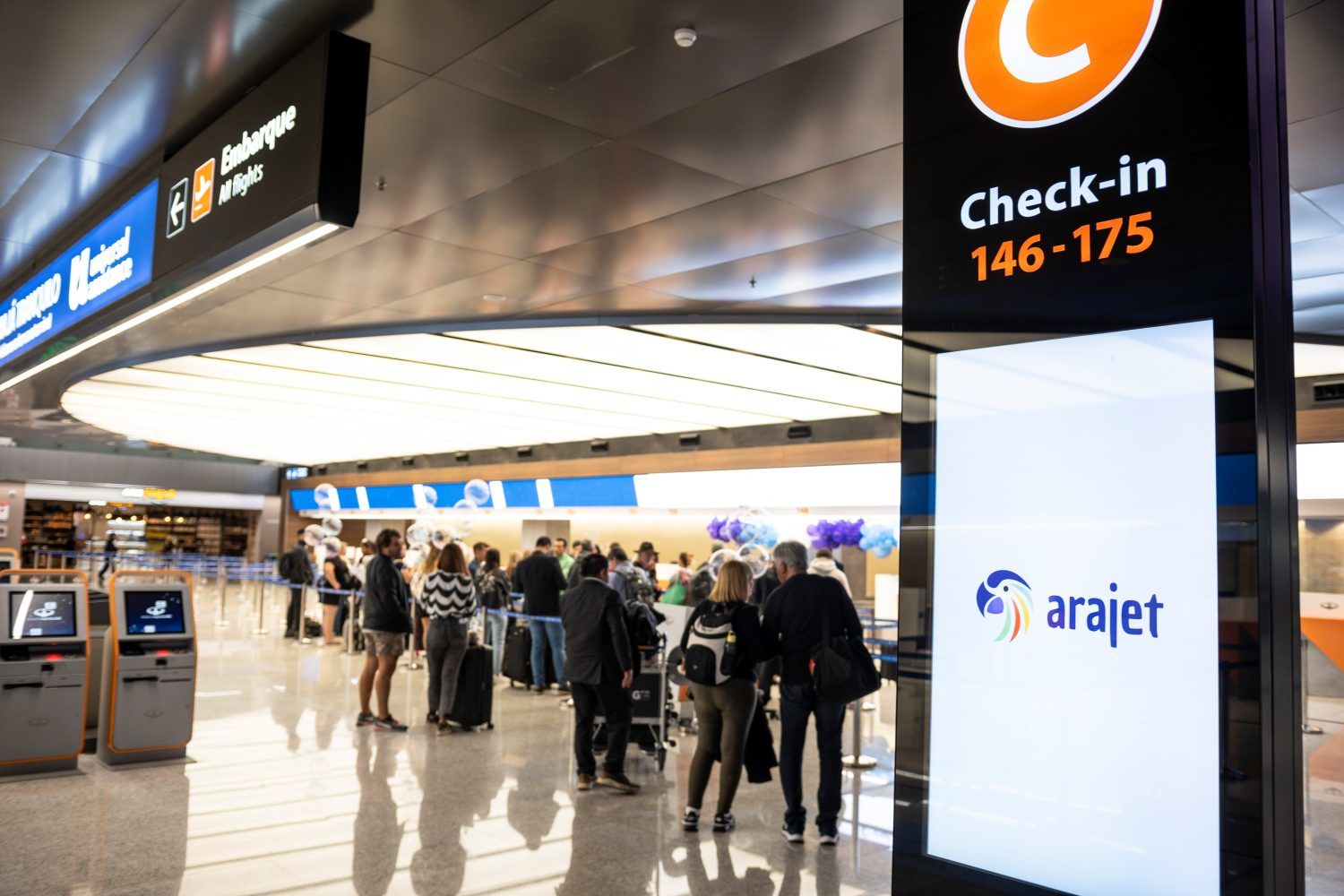 Fin del paro de pilotos y tripulantes de cabina de Aerolíneas Argentinas