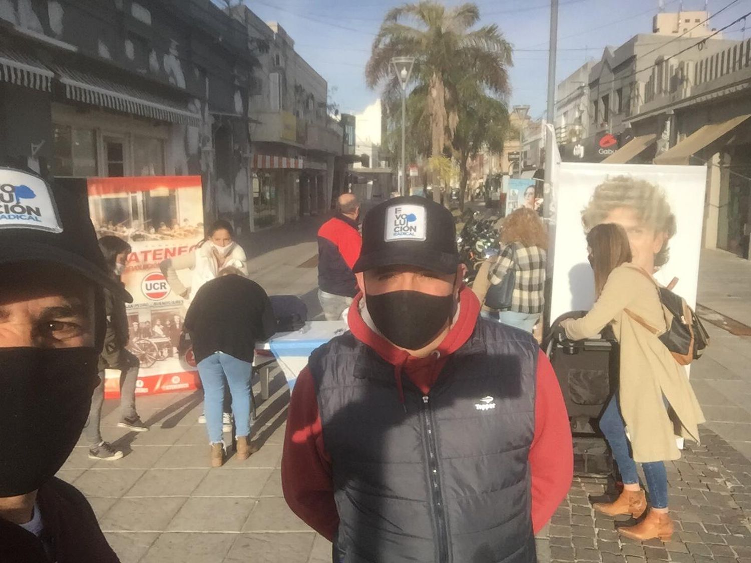 #E21: la minoría radical comenzó a buscar avales para Facundo Manes