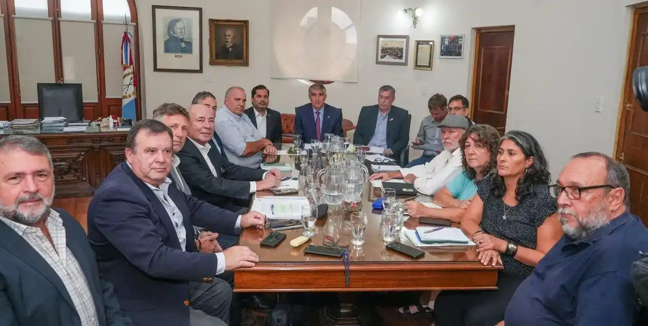 El gobierno cerró el acuerdo paritario con Upcn y ATE y luego los trasladó a los distintos sectores.