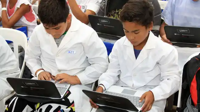 Conectar Igualdad ya entregó 190.956 netbooks en Entre Ríos
