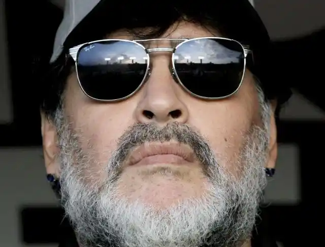 Rocío Oliva pedirá el 35% de lo que Diego Maradona ganó con ella
