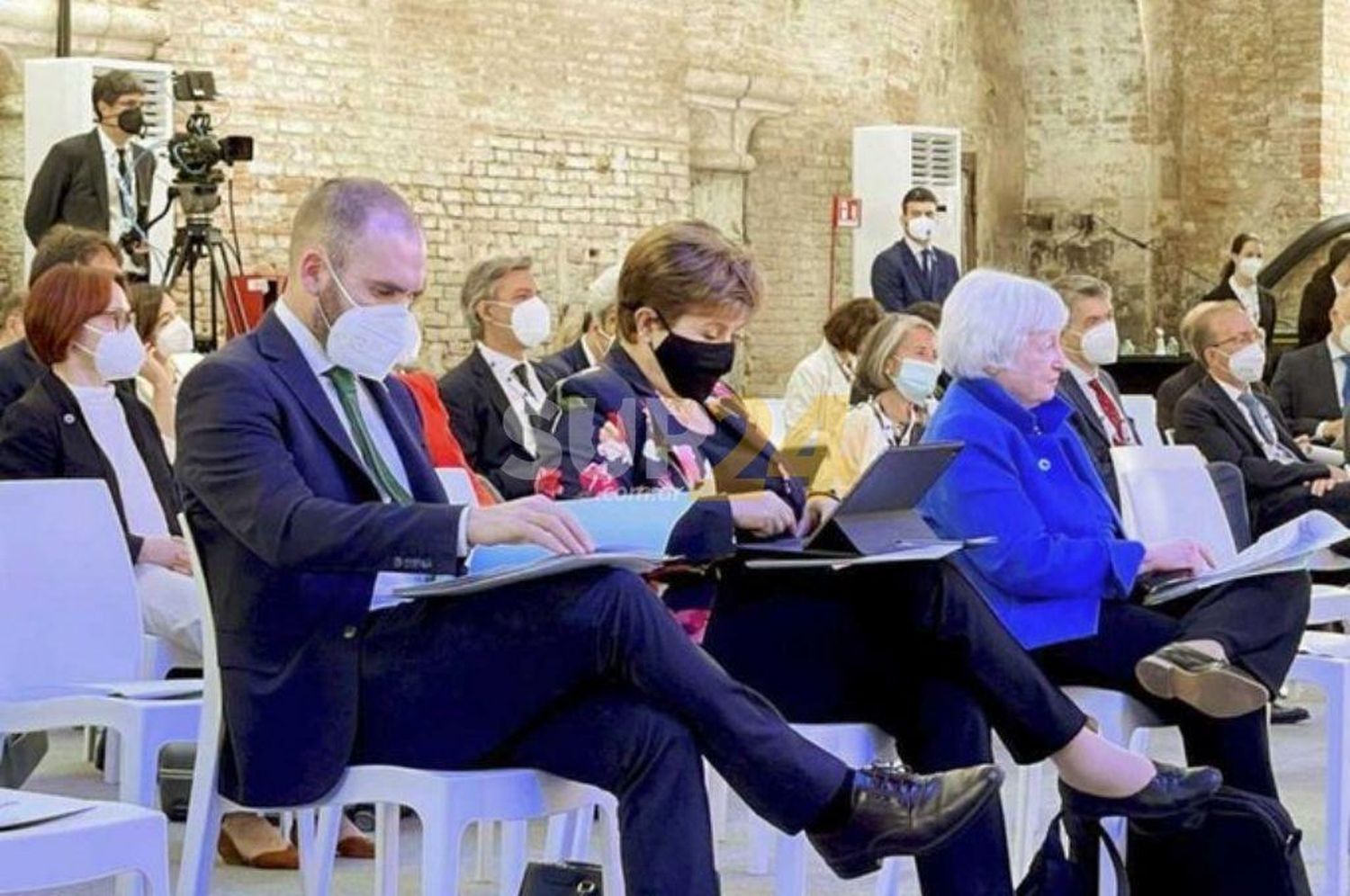 Guzmán mantiene reuniones para lograr un acuerdo con el FMI