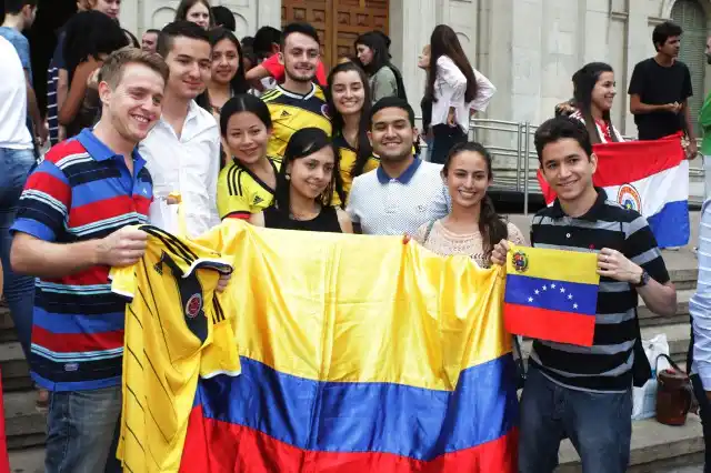 Confraternización y Feria internacional en la UNL