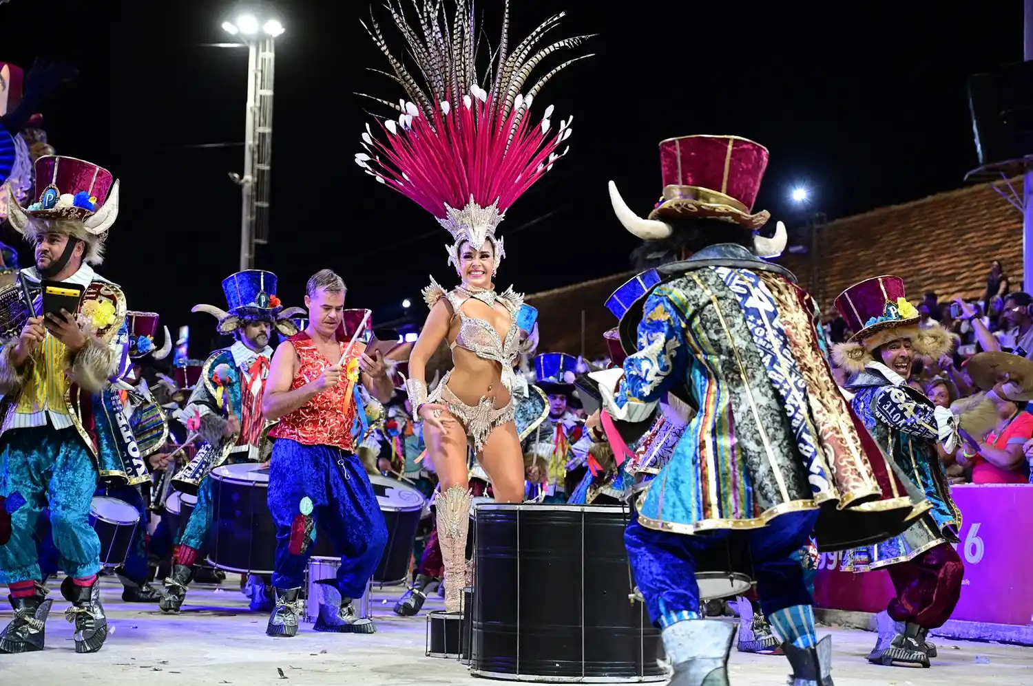 "No dejemos que ensucien la cultura carnavalera": el mensaje de Piaggio tras conseguir su décimo titulo como mejor batucada