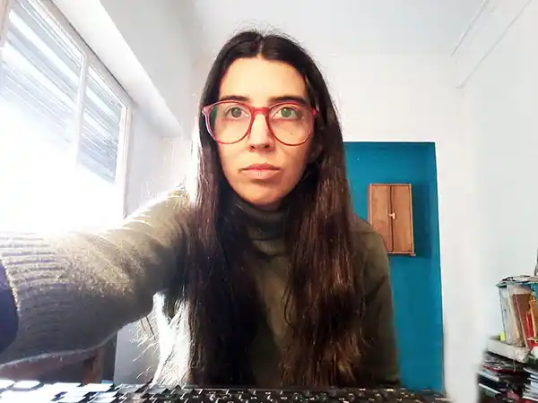 “Salirse de la subjetividad para ir a algo más universal”