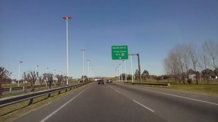 Cañuelas: frenaron para ayudar en un accidente y les robaron hasta el gato