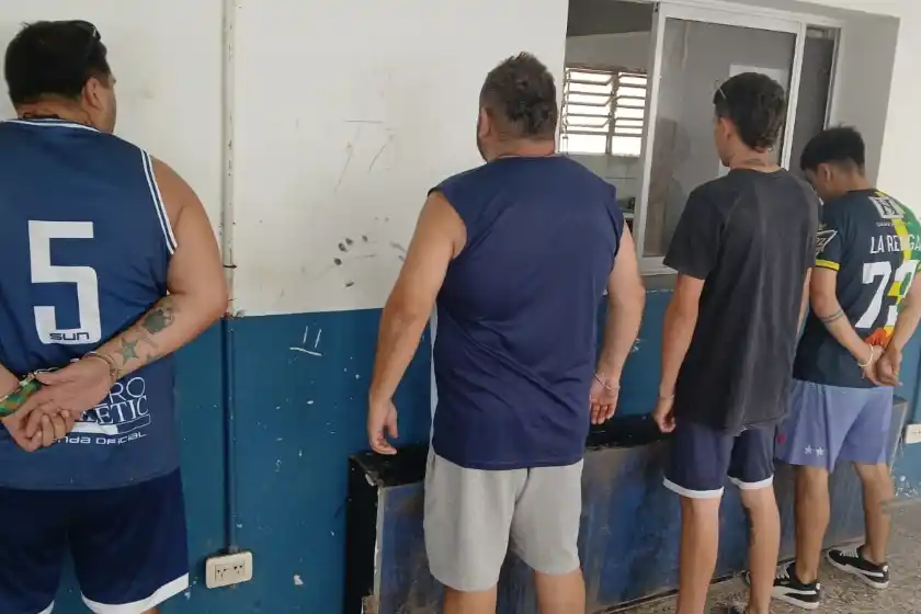 Cuatro detenidos.