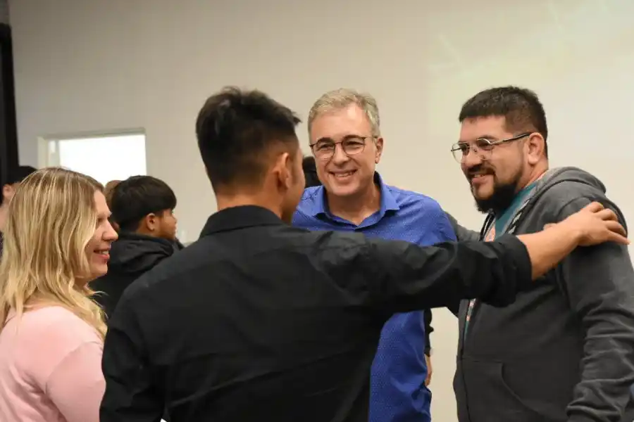 El Intendente participó de un encuentro con músicos de “Mi Primer Tema”