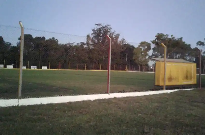Robaron el portón de entrada al predio del Club Talleres
