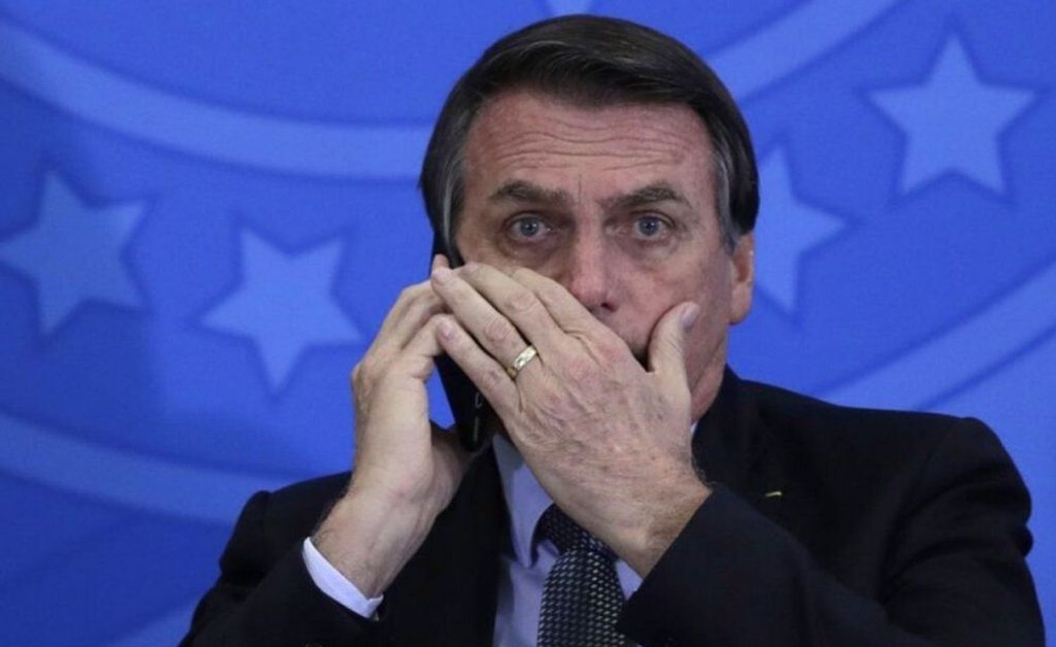 Bolsonaro anunció que tomará medidas legales contra el grupo de hackers