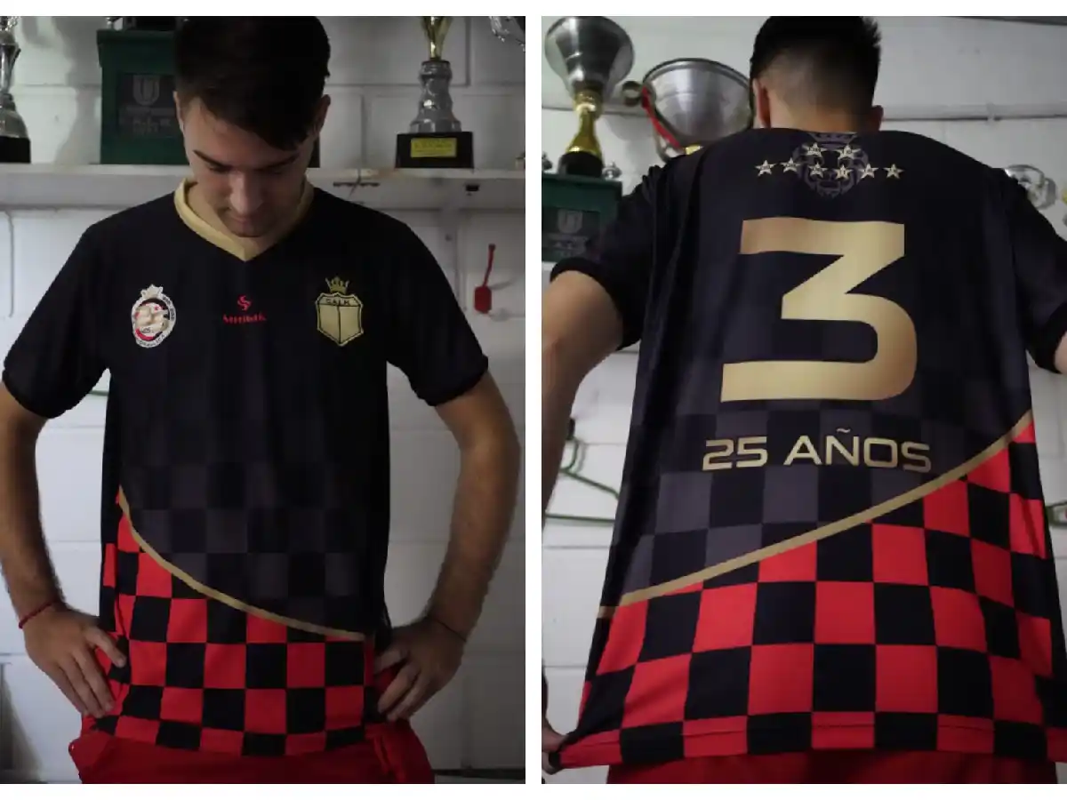 La Hidráulica presentó su nueva camiseta por los 25 años de vida