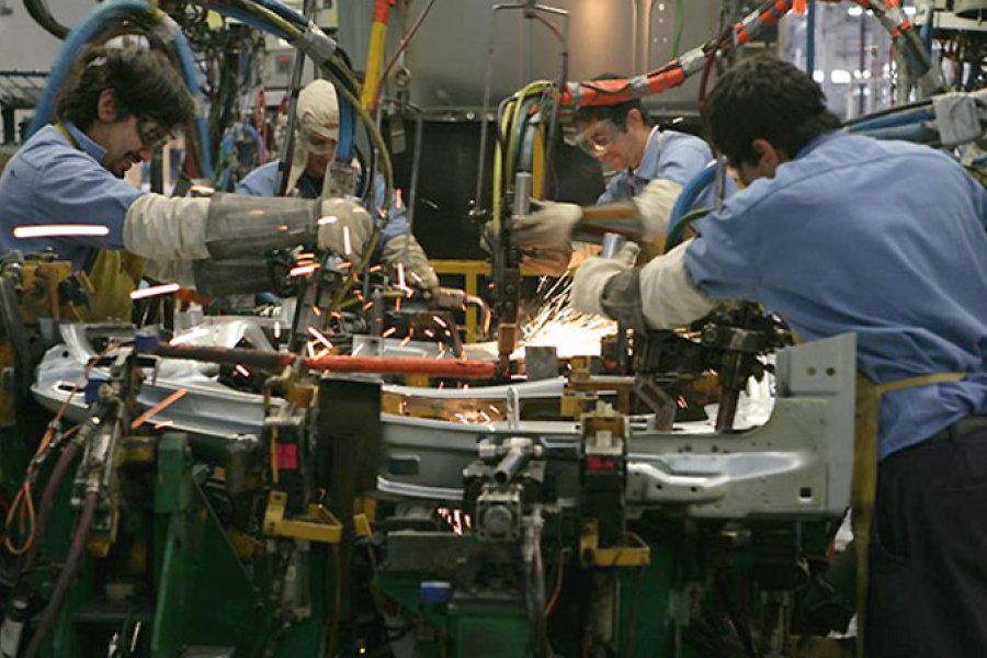 Negociaciones paritarias a pleno: qué gremios acordaron subas salariales y cuáles están en tratativas