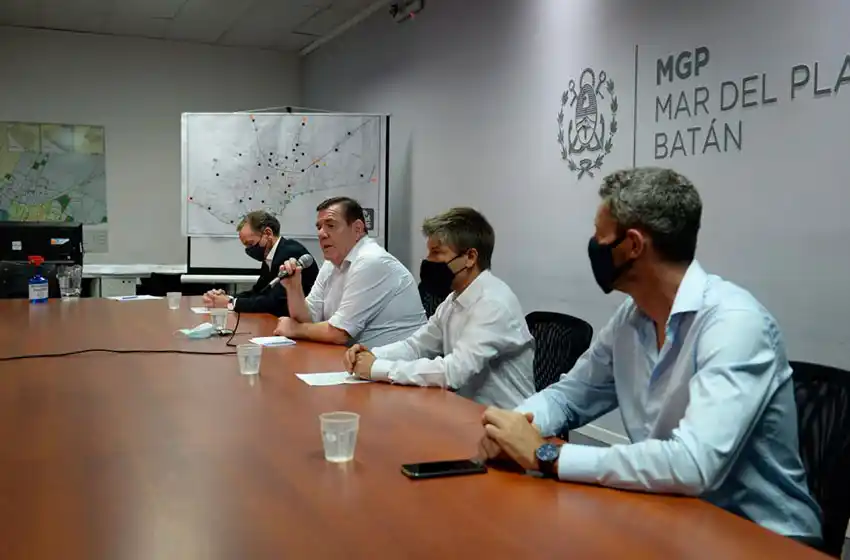 Vendedores ambulantes: "Aquel que venga a trabajar de afuera sin permiso será clausurado"