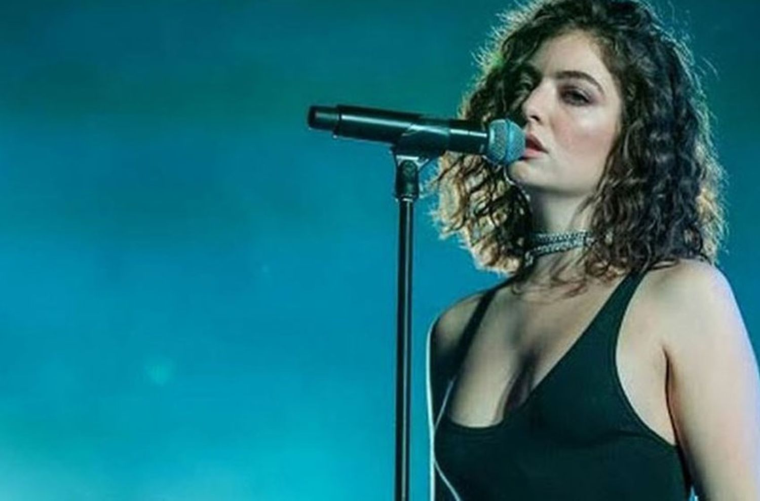 Denuncian machismo en los Grammy 2018