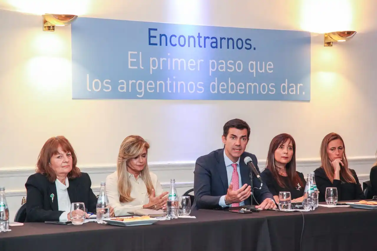 Urtubey: “Hay una deuda enorme en el reconocimiento a las mujeres”