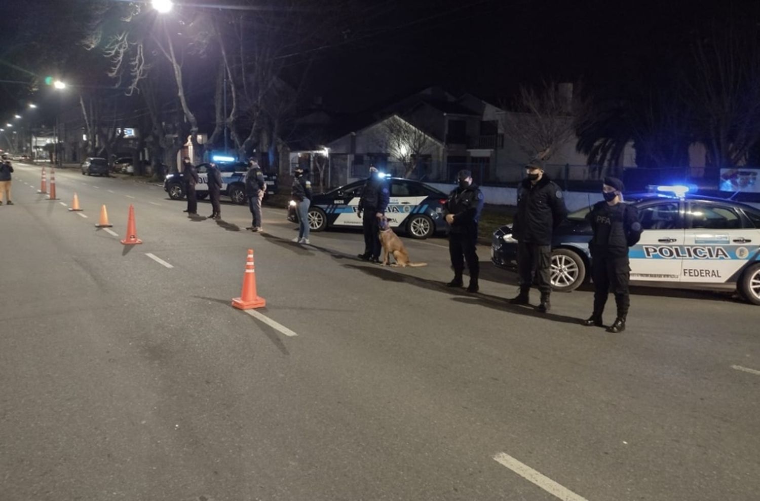 La Policía Federal realizó controles de seguridad en la Zona Roja