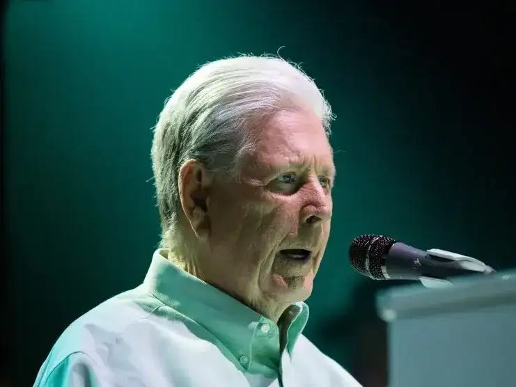The Beach Boys fue una banda admirada por Los Beatles y que creó el éxito de Surfin' USA.