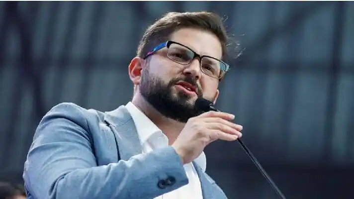 Boric sale en defensa de los venezolanos: LA MIGRACIÓN NO ES UN DELITO