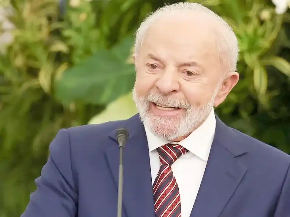 Lula da Silva, presidente de Brasil.