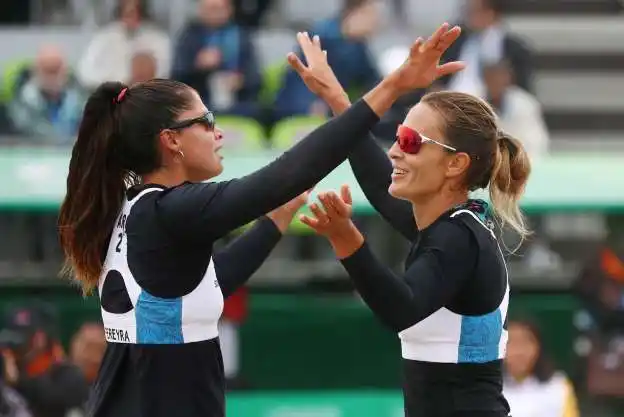 Gallay y Pereyra aseguraron medalla para Argentina en el vóley de playa