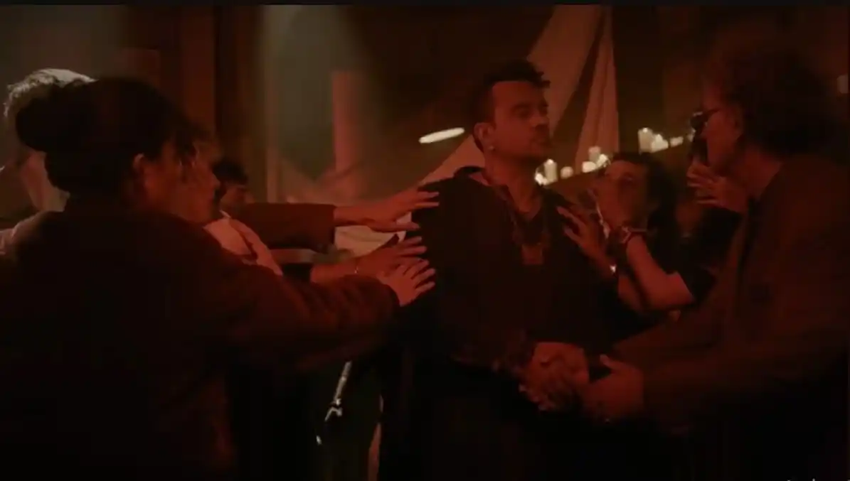 Villaguayense brilla junto a Chano en videoclip de Tan Biónica