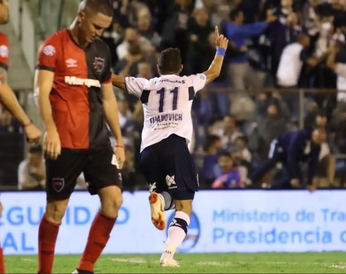 Gimnasia logró un triunfo vital en el final ante Newell’s