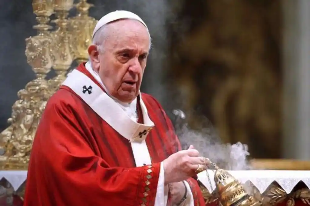 El Vaticano reforma sus leyes para castigar abusos contra menores y adultos