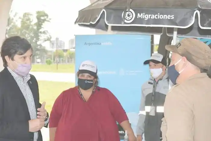 Operativo de Migraciones para regularizar y actualizar datos y trámites 