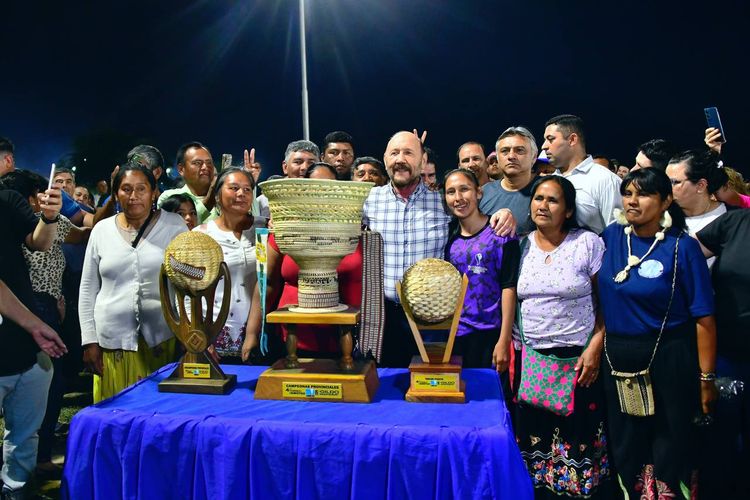 Miles de mujeres celebraron la apertura de la Copa Gildo Insfrán