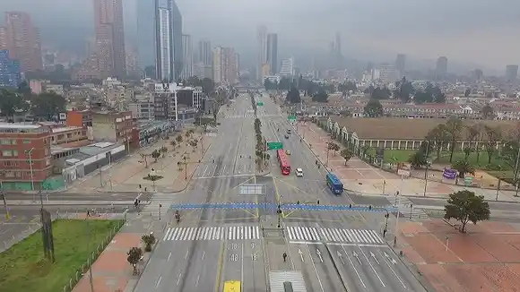 Bogotá confina a 2,5 millones de personas desde el 5Ene por aumento de contagios de COVID-19