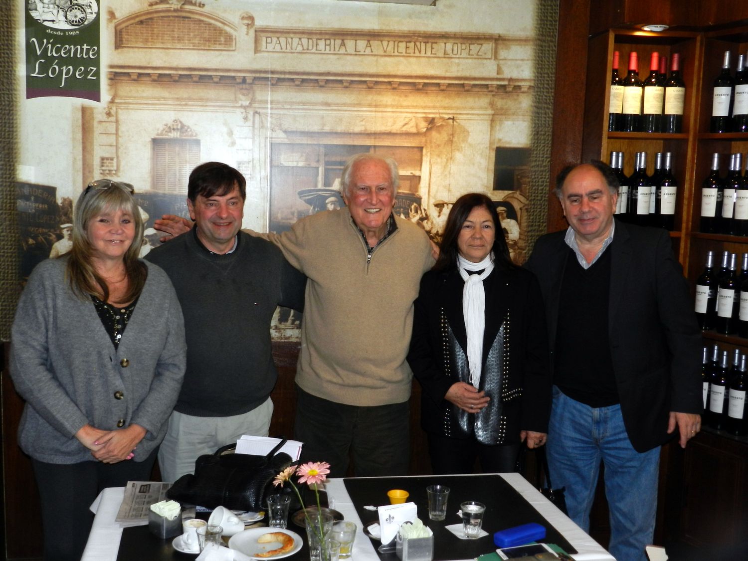 Elecciones 2017: "Pino" Solanas presentó a sus candidatos en Vicente López