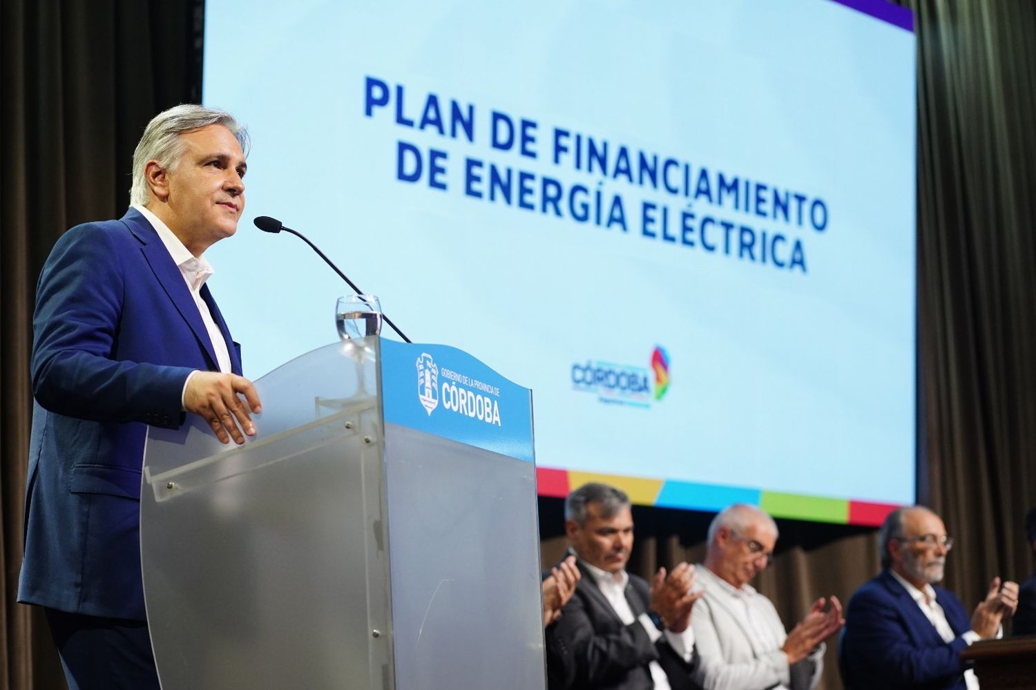 Llaryora encabezó el lanzamiento del Plan de Financiamiento de Energía Eléctrica.