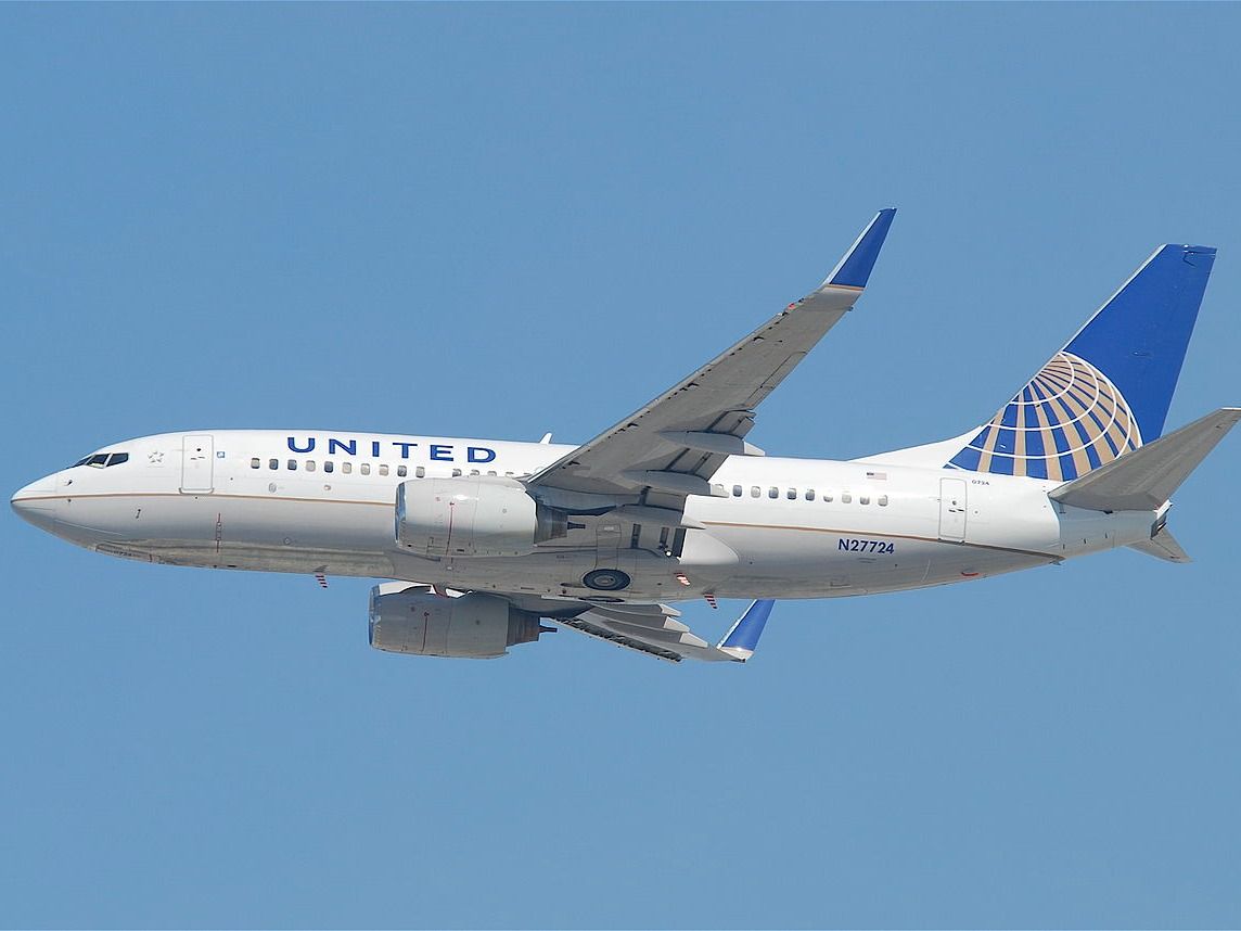 Humo en cabina de un Boeing 737 de United: Esto Sabemos