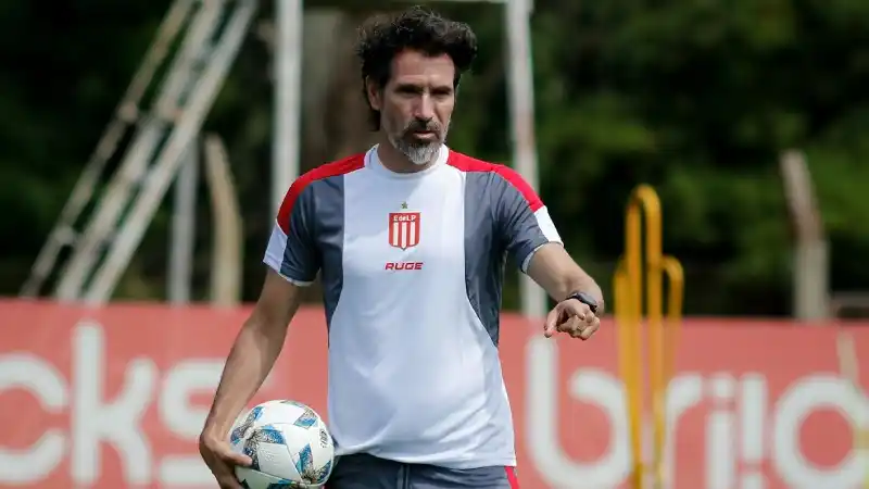 Eduardo Domínguez, DT de Estudiantes.