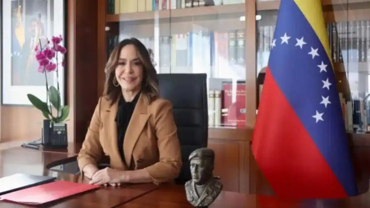 Reino de España hace carantoñas a Maduro: recibió a embajadora venezolana después de 3 años de tensiones