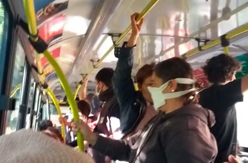 Mar del Plata en rebeldía: aumentaron frecuencias de colectivos por la continua circulación