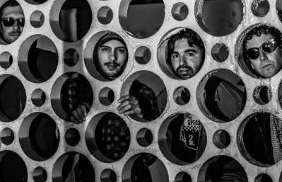 Lunáticos presenta su segundo disco con show en vivo