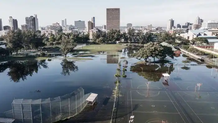 Hay cerca de 400 muertos y  sigue la búsqueda de  desaparecidos