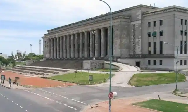 Abusaron de una joven en la Facultad de Derecho de la UBA