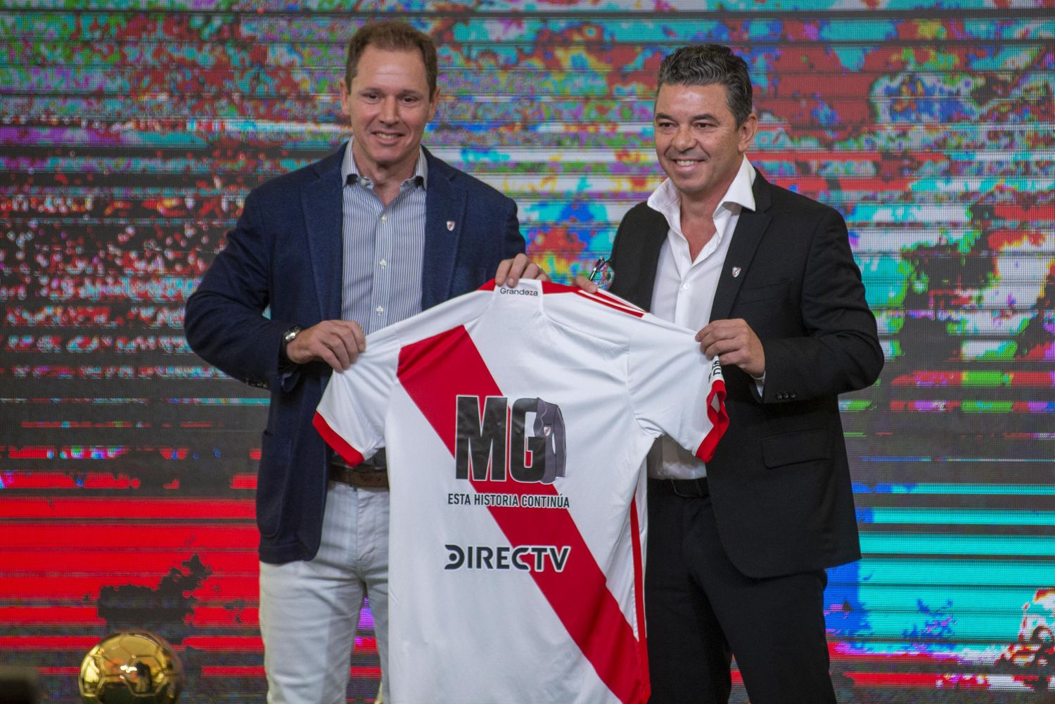 Gallardo en la presentación como nuevo DT de River.